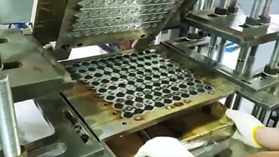 C-XLB-D650x700 3000KN Rubber Vacuum Vulcanizing Machine