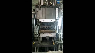 CRI 3000KN Rubber Injection Molding Machine